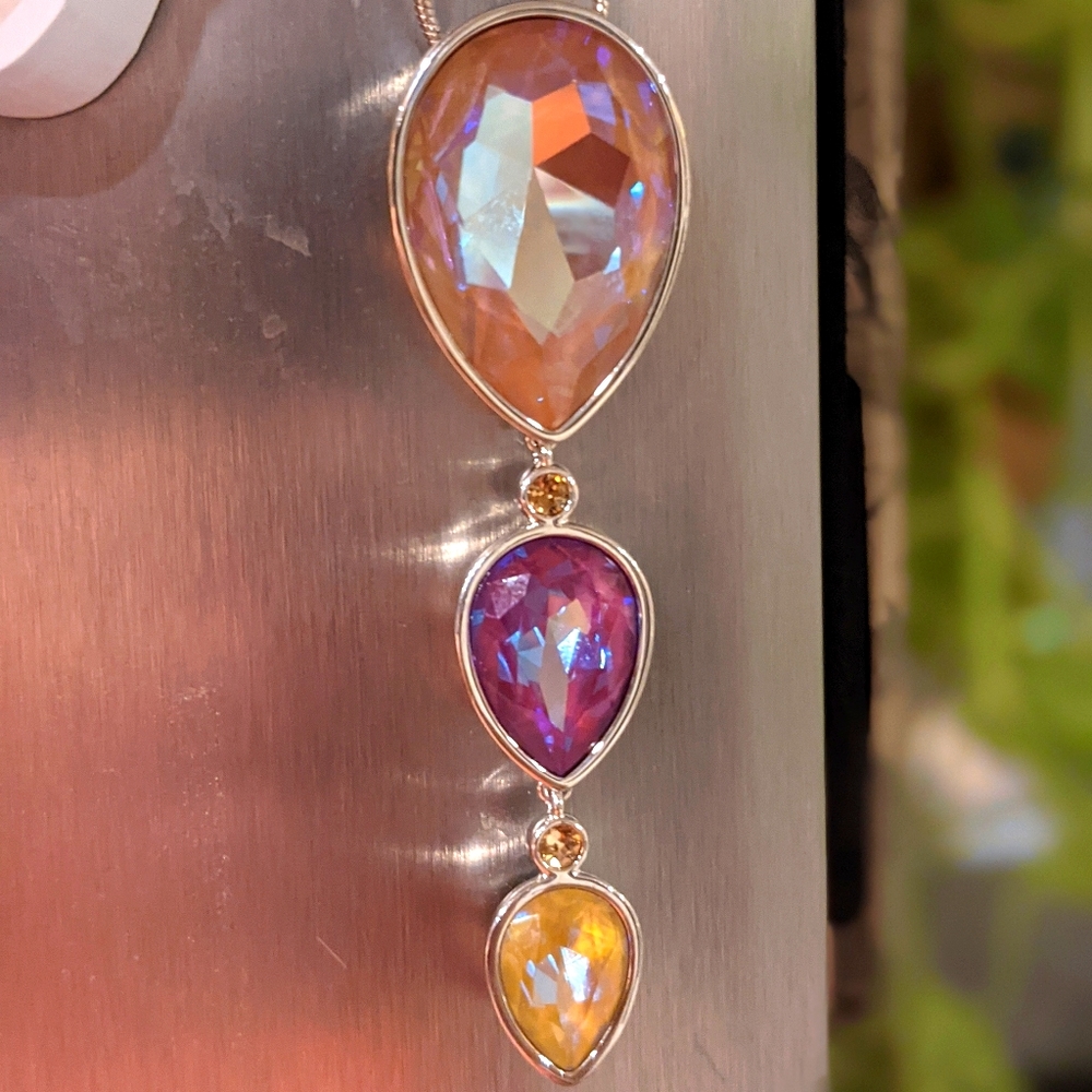 Autumn Delite Pendant